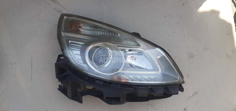 Far za Renault Grand Scenic
