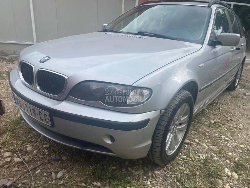 BMW 320 e46 -  kompletan auto u delovima