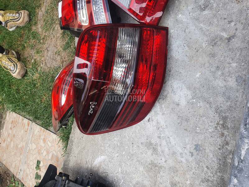 stop lampe za Mercedes Benz ML Klasa od 2004. do 2012. god.