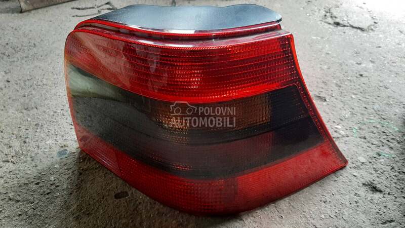 Stop lampa leva za Volkswagen Golf 4