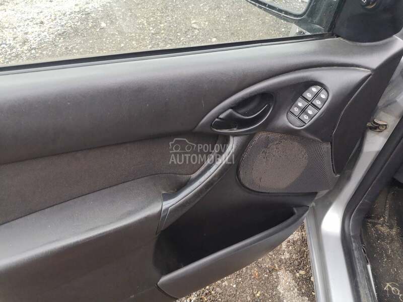 Podizaci stakala za Ford Focus od 2000. do 2006. god.