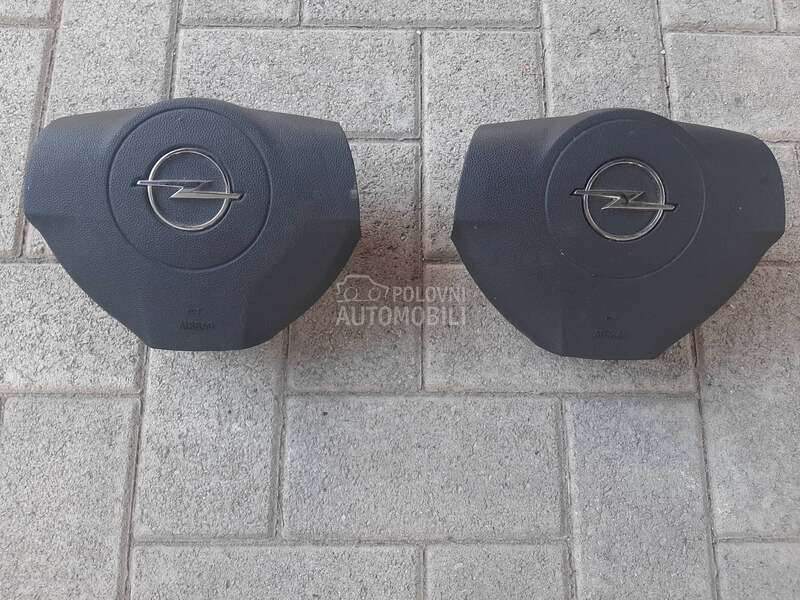 Vozacki airbag sa slike za Opel Astra H, Signum, Vectra C ... od 2005. do 2012. god.