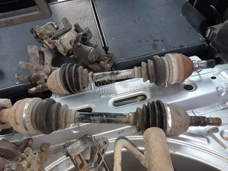poluosovina 1.7 CDTI za Opel Astra H