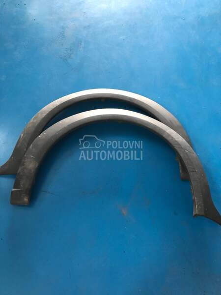 plasticni rub na krilu za Ford Transit Connect od 2004. do 2010. god.