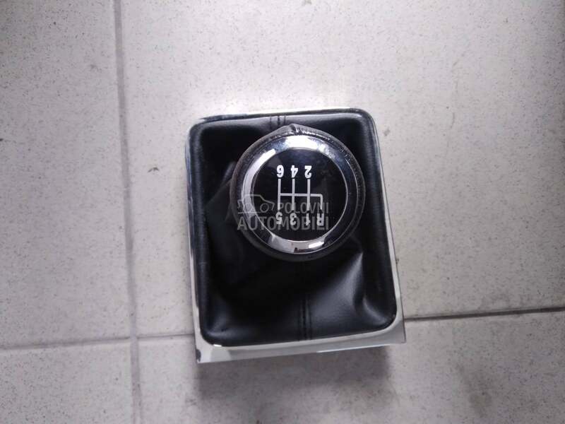 Rucica menjaca za Volkswagen Passat B6
