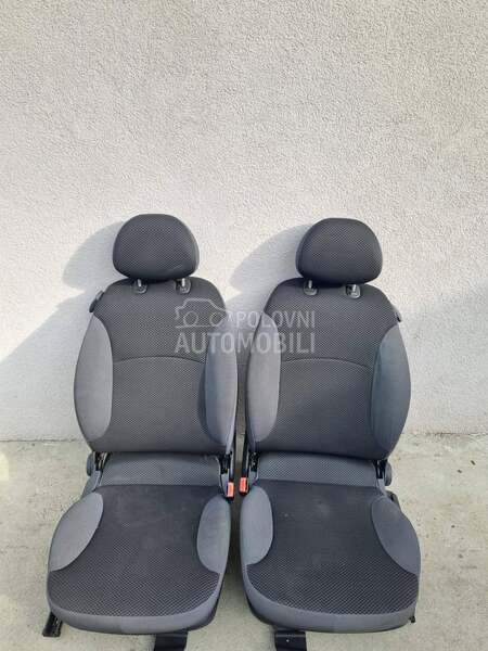 Komplet sedista za Fiat Stilo