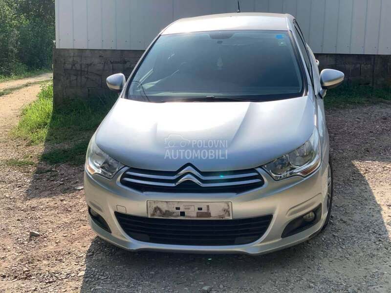 farovi za Citroen C4 od 2010. do 2015. god.