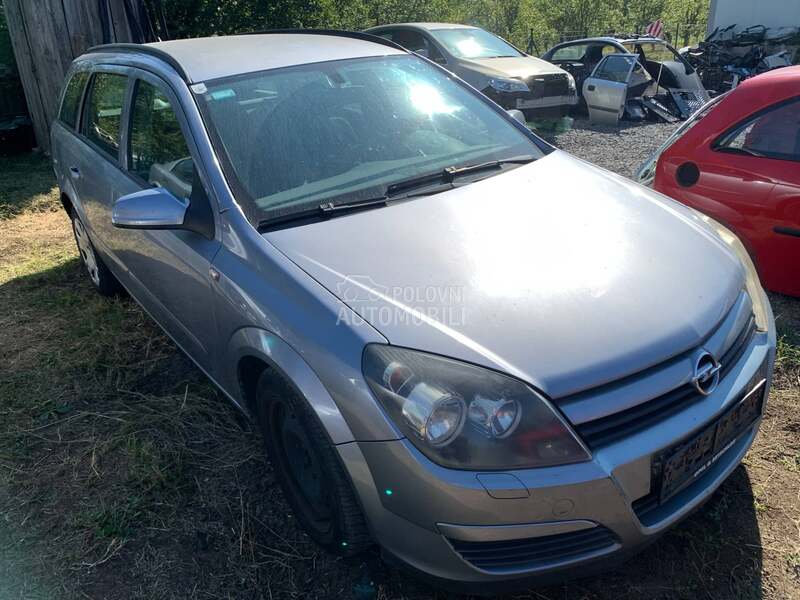 desni retrovizor za Opel Astra H od 2004. do 2010. god.