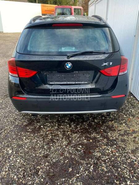Delovi za BMW X1 e84 2011. god.