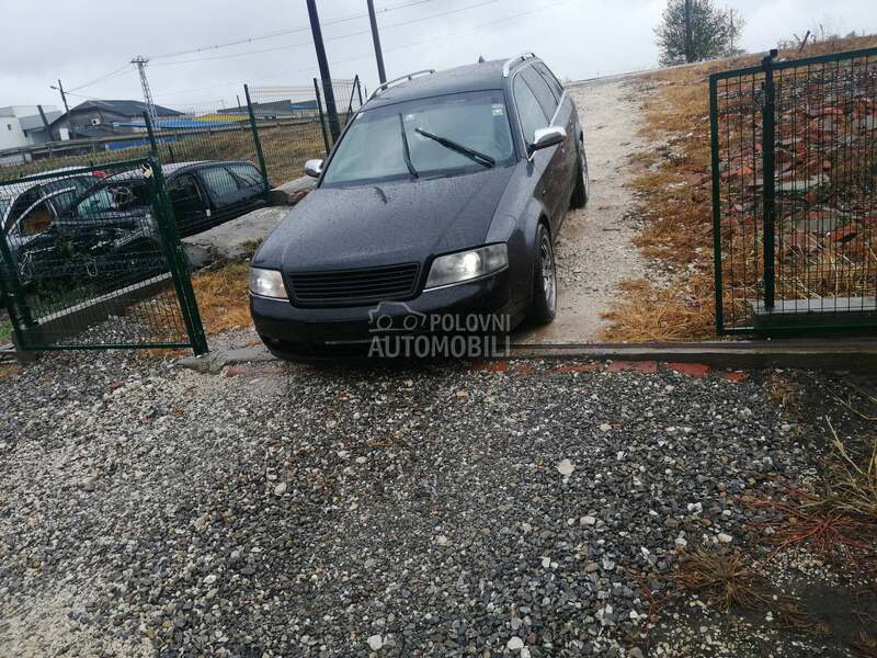 Audi A6 2001. god. -  kompletan auto u delovima