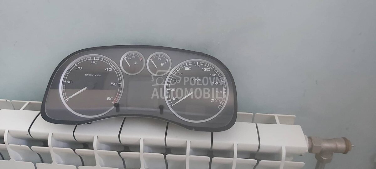 KILOMETAR SAT za Peugeot 307