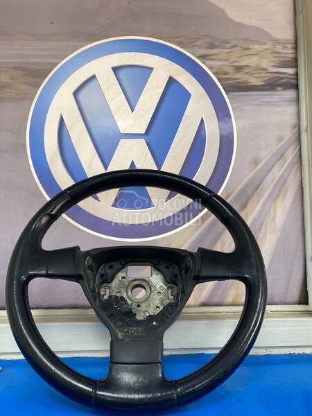 VOLAN KOŽNI 3 KRAKA za Volkswagen Golf 5, Passat B6