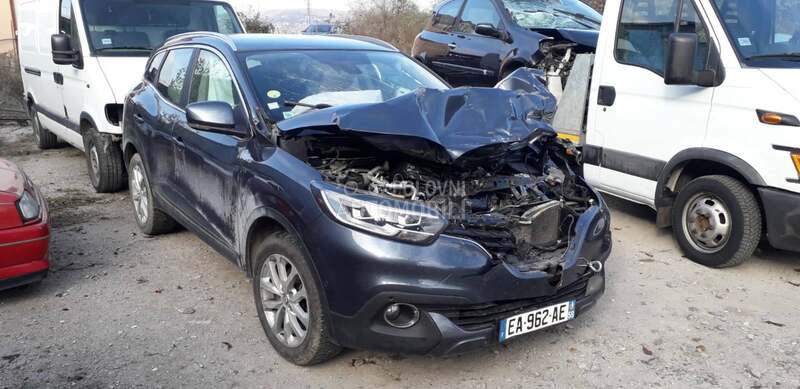 Renault Kadjar -  kompletan auto u delovima