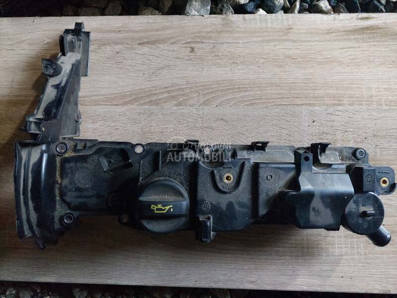 Poklopac ventila dekla  1,6Hdi za Citroen Berlingo, C4, C4 Grand Picasso ... od 2007. do 2017. god.