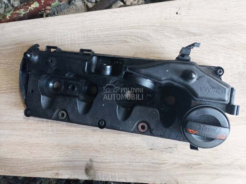 Poklopac ventila dekla 1,6Hdi za Volvo C30, S40, S60 ... od 2007. do 2017. god.