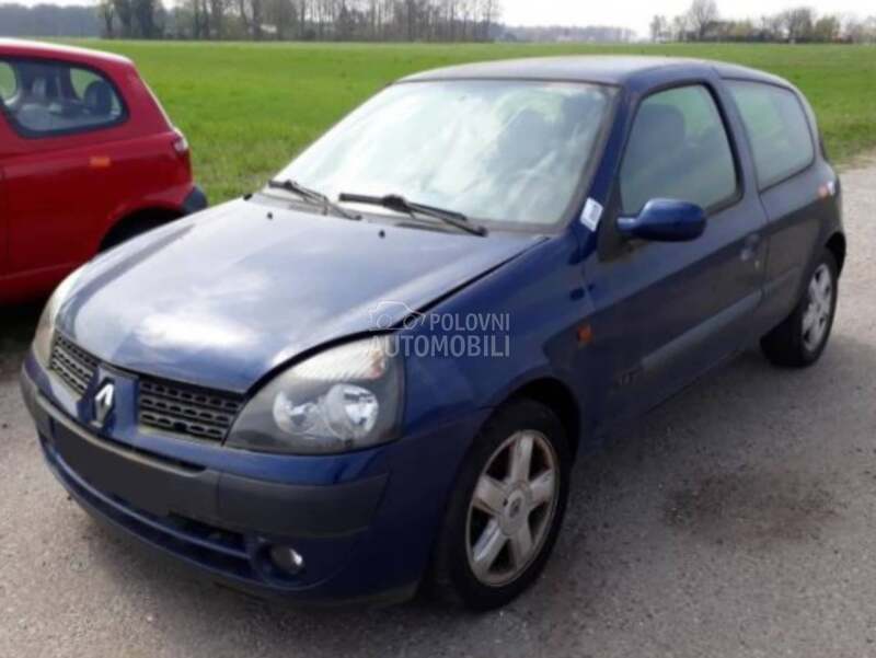 Renault Clio II 1.2 8v -  kompletan auto u delovima