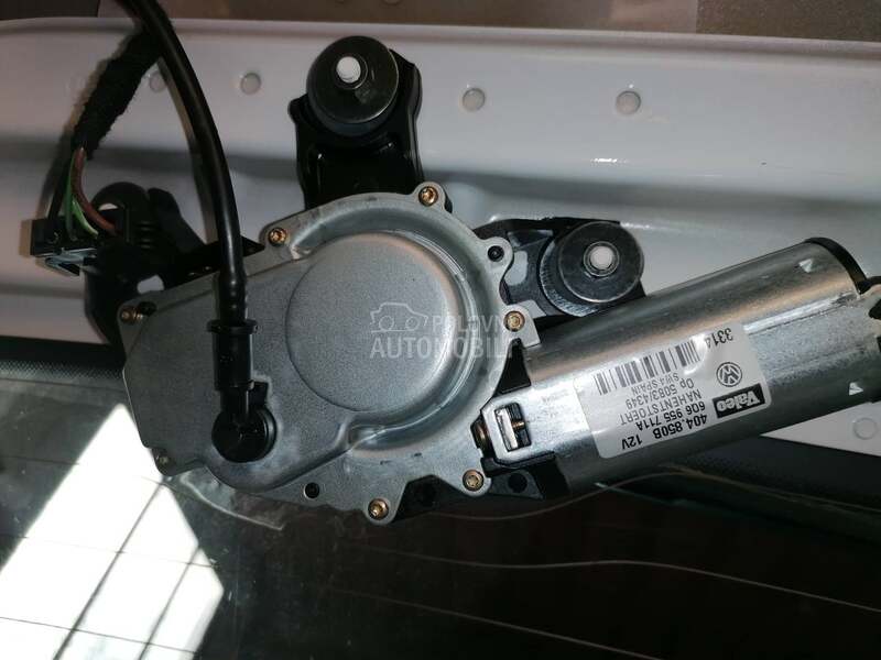 Motorcic zadnjeg brisaca za Volkswagen Golf 4, Passat B5, Passat B5.5 ... od 2000. do 2005. god.