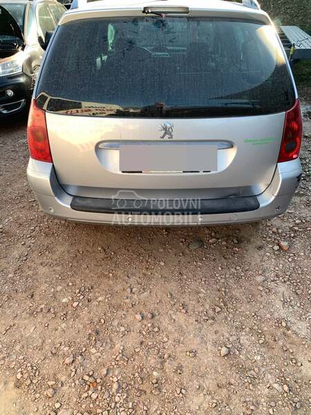 zadnji branik za Peugeot 307 od 2001. do 2008. god.