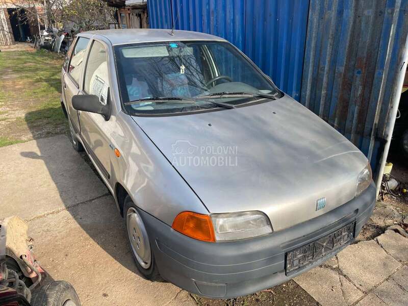 Fiat Punto 1998. god. -  kompletan auto u delovima