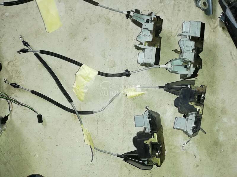 Mehanizam brave za Peugeot 307 od 2000. do 2005. god.