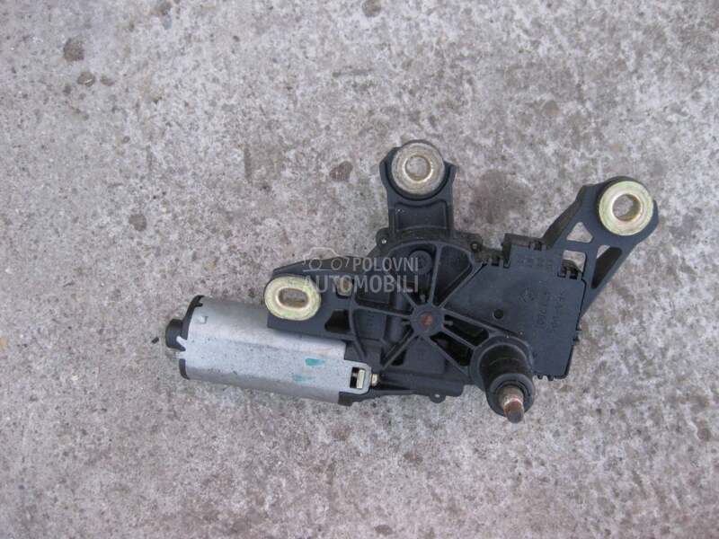 Motor zadnjeg brisaca za Audi A4 od 1997. do 2001. god.