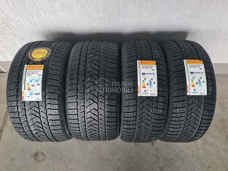 Pirelli 285/30 R21 Zimska
