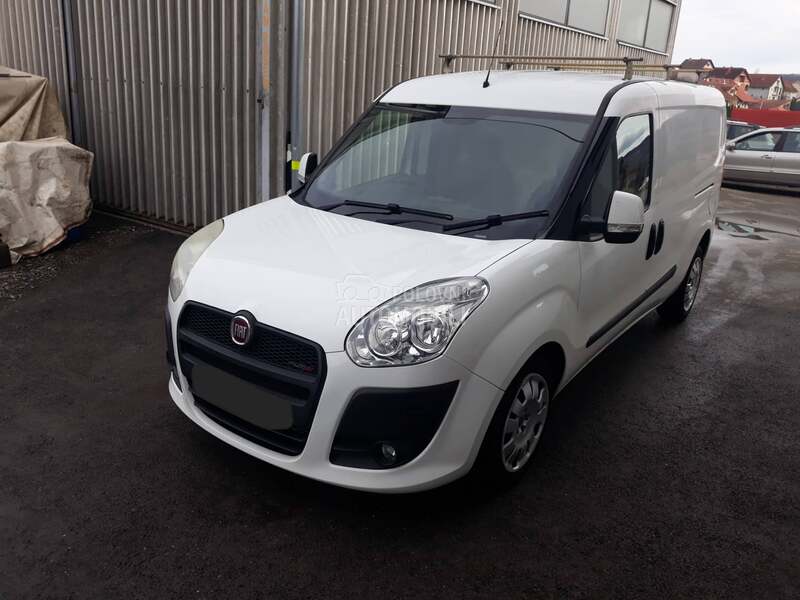 Fiat Doblo 2012. god. -  kompletan auto u delovima
