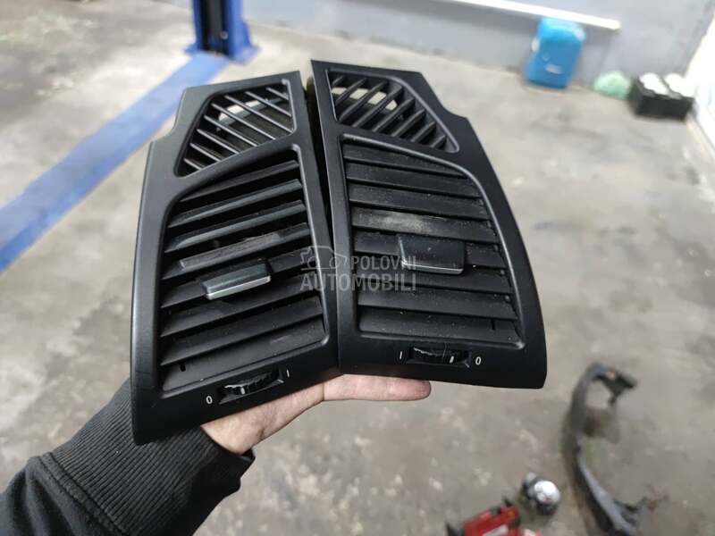 Ventilacija E81 E82 E87 za BMW Serija 1