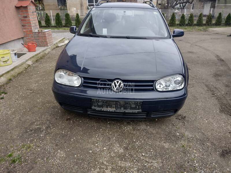 Volkswagen Golf 4 2004. god. -  kompletan auto u delovima