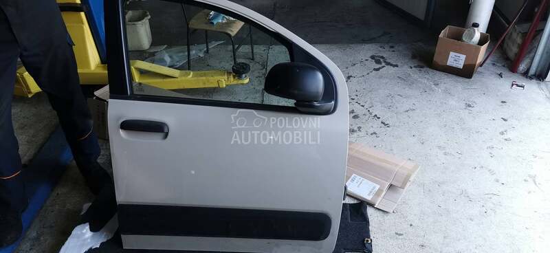 Prednja desna vrata bela za Fiat Panda od 2013. do 2018. god.
