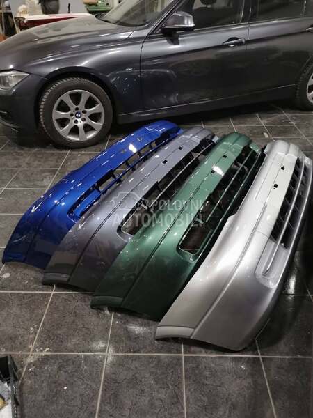 Branik NOV u boji auta za Opel Astra G