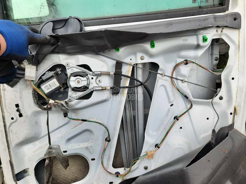 podizac stakla za Peugeot 806, 807, Expert od 1996. do 2010. god.