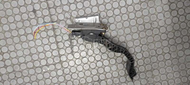Pedala papucica  gasa 1,4hdi za Peugeot 206