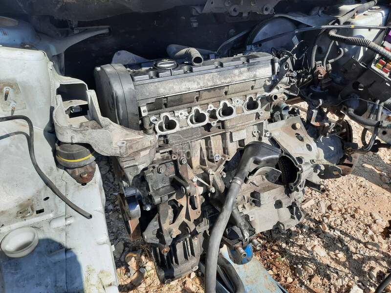 Motor 2.0 Benzin 100kw 16v za Citroen C8, Evasion, Jumpy od 1996. do 2006. god.