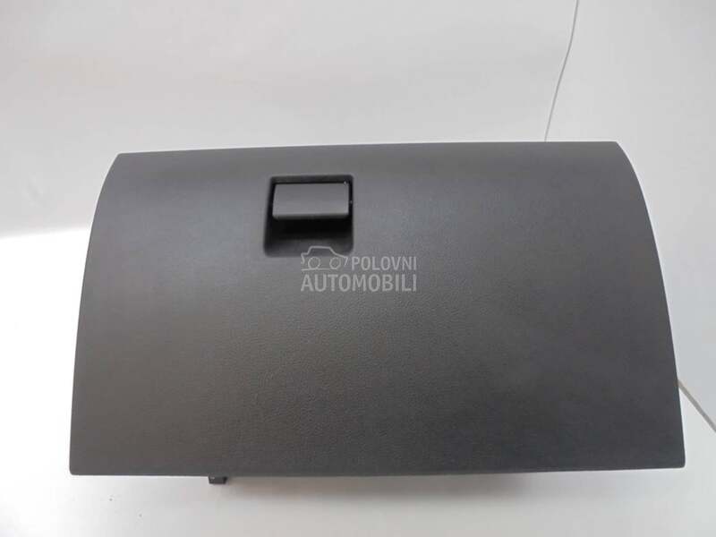 Kaseta - fioka za Ford Mondeo od 2000. do 2006. god.