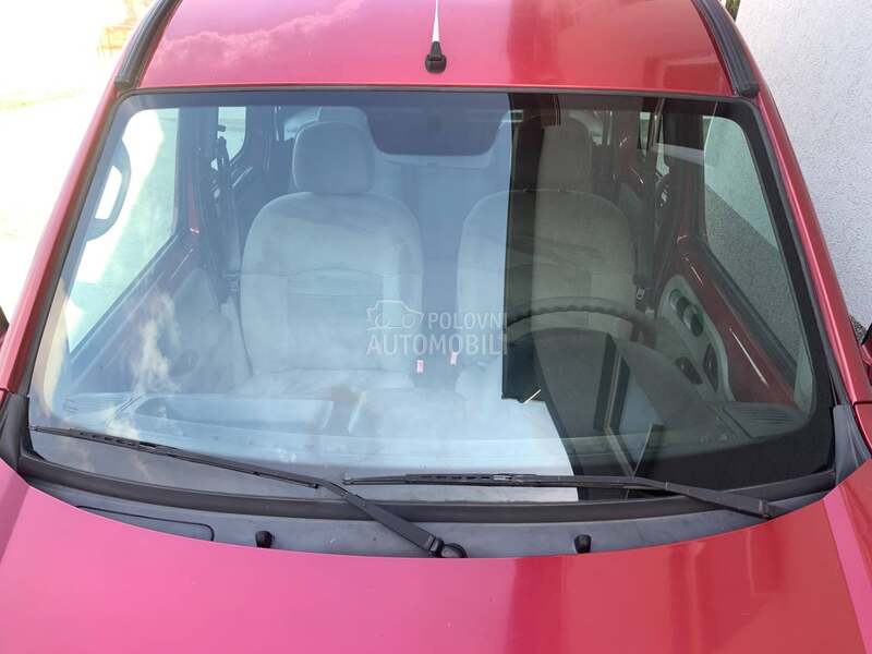 srednji retrovizor za Renault Kangoo od 1998. do 2007. god.