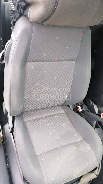 Sedista za Volkswagen Polo