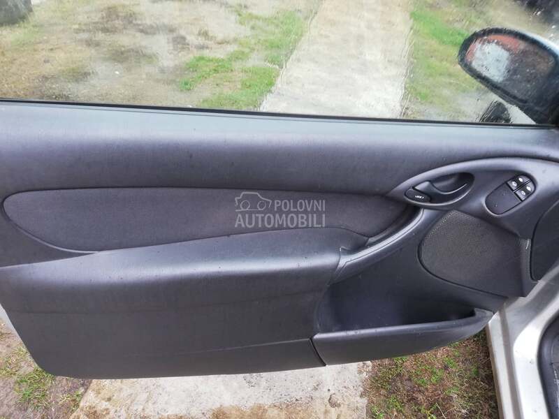 Podizaci stakala 3 vrata za Ford Focus od 1999. do 2005. god.