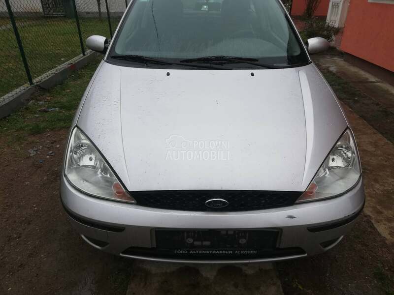 Prednji i zadnji branik za Ford Focus od 2002. do 2005. god.