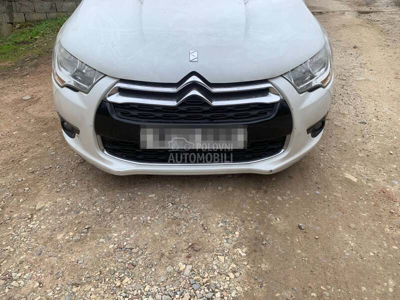 prednji branik za Citroen DS3 od 2009. do 2014. god.
