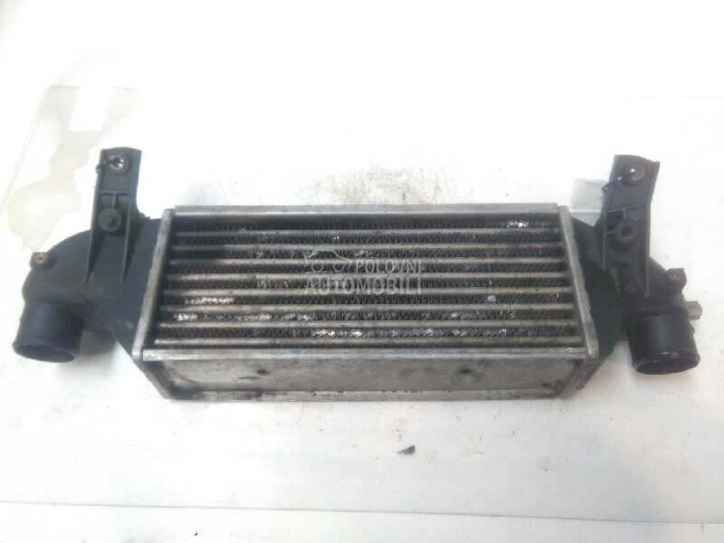 Interkuler za Ford Focus od 2000. do 2004. god.