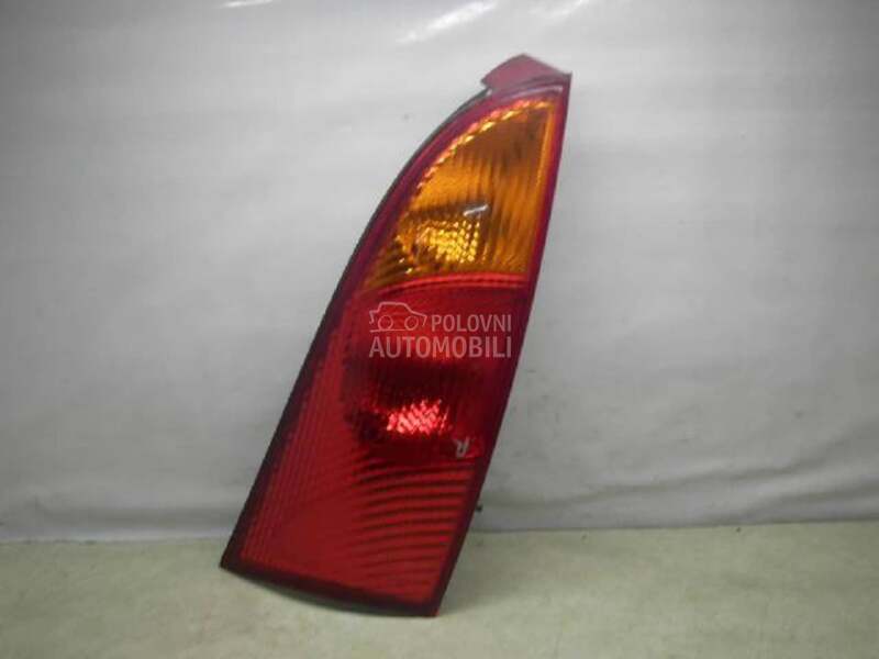 Stop svetlo za Ford Focus od 2000. do 2004. god.
