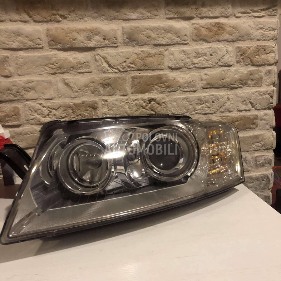 levi far xenon d3 za Audi A8, S8