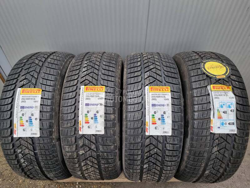Pirelli 255/45 R19 Zimska