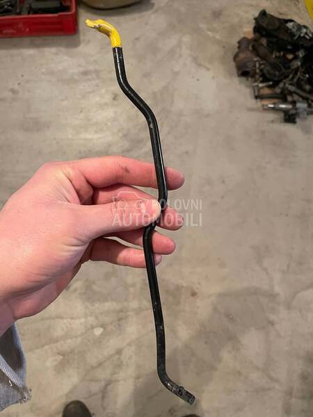 drzac haube za Opel Corsa D od 2005. do 2014. god.