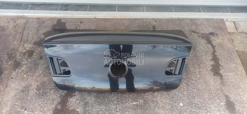Gepek vrata za Volkswagen Passat B6