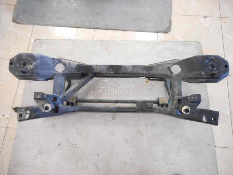 Zadnji trap za Ford Focus od 2000. do 2004. god.