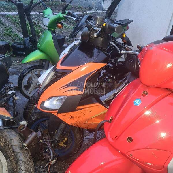 Aprilia Sr 2010god