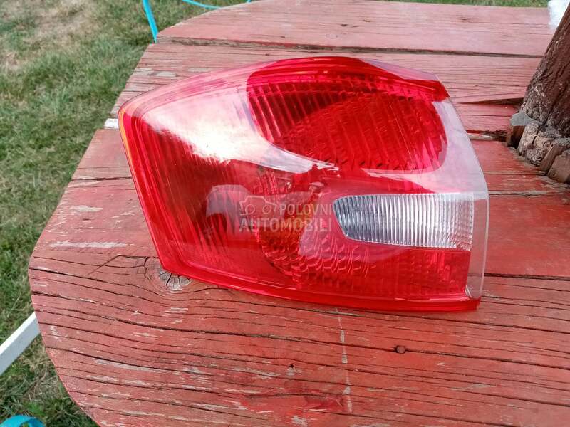 stop lampe za Ford Kuga od 2008. do 2012. god.
