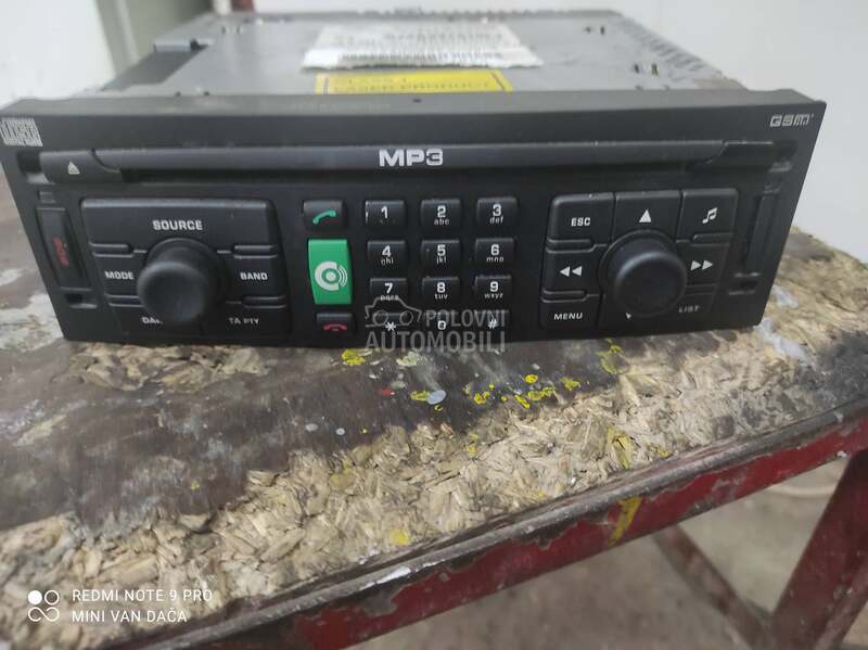 Radio Fabrički MP3 za Peugeot 807